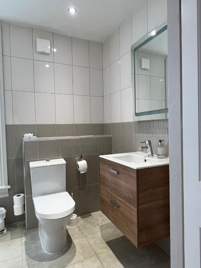 St Andrews Town Hotel Дройтвіч Екстер'єр фото
