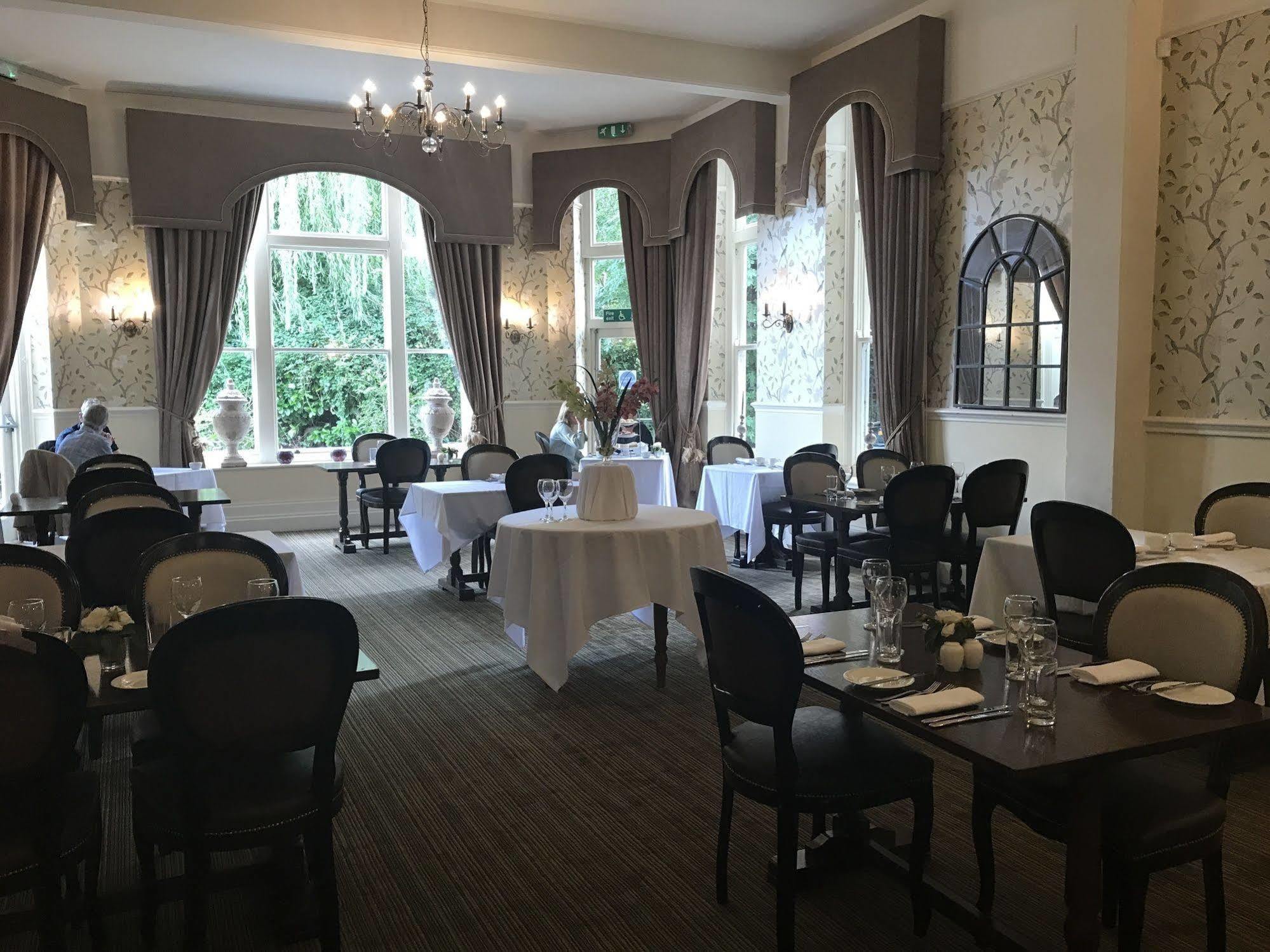 St Andrews Town Hotel Дройтвіч Екстер'єр фото