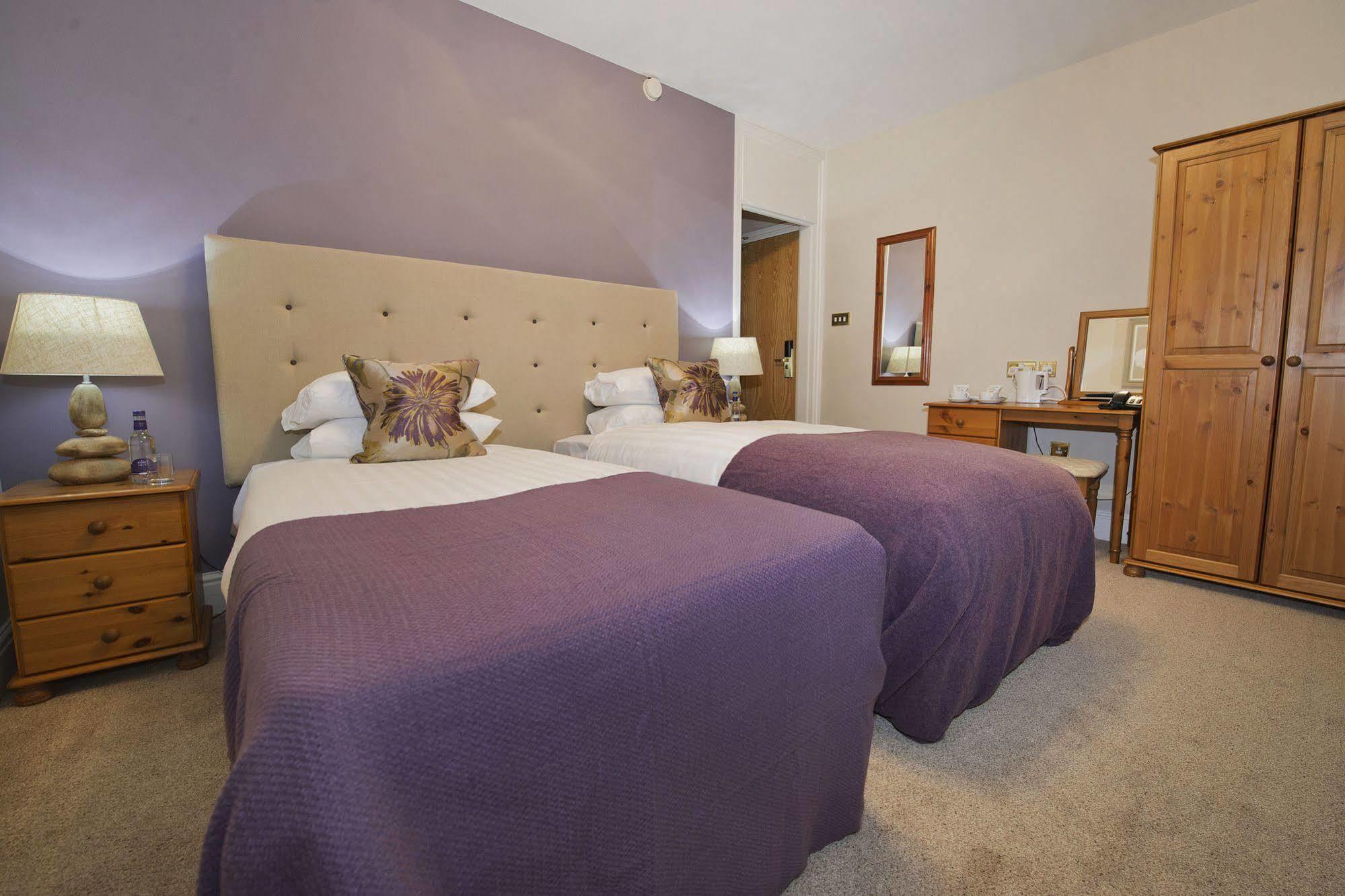St Andrews Town Hotel Дройтвіч Екстер'єр фото